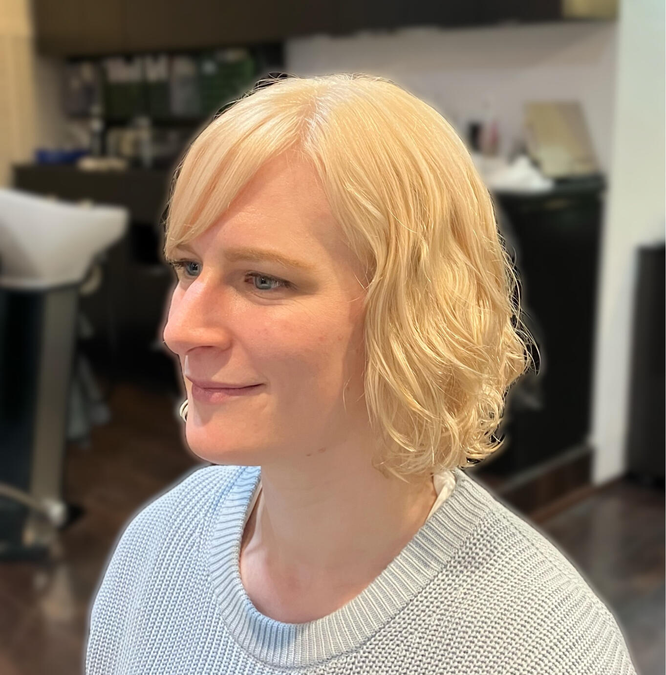 Whole Bleach / Layer Bob with Bangs